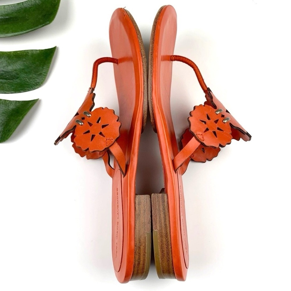 VERA WANG Lavender
Sandals Orange Leather
Thong Laser Cut - Picture 4 of 8